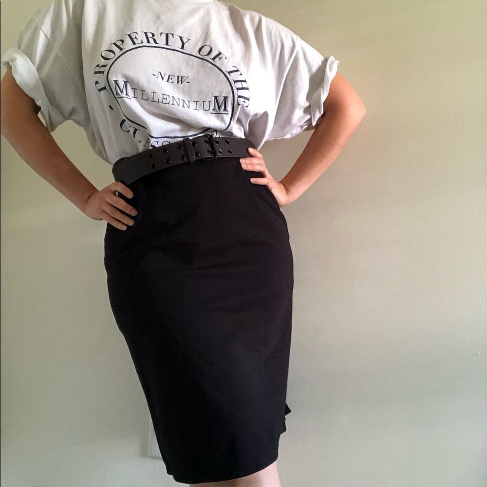 Armani Collezioni black pleated ruffle back pencil skirt Sz 8 Office Preppy Chic